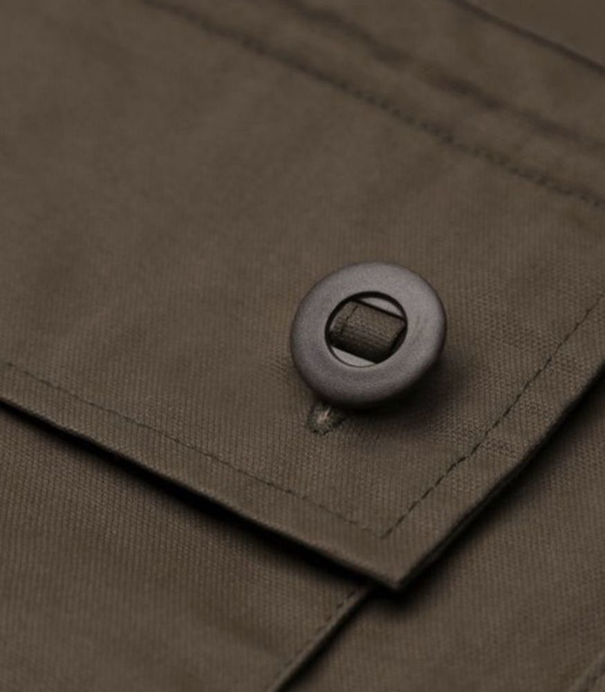 Buttons customization option 1 for apparel brands