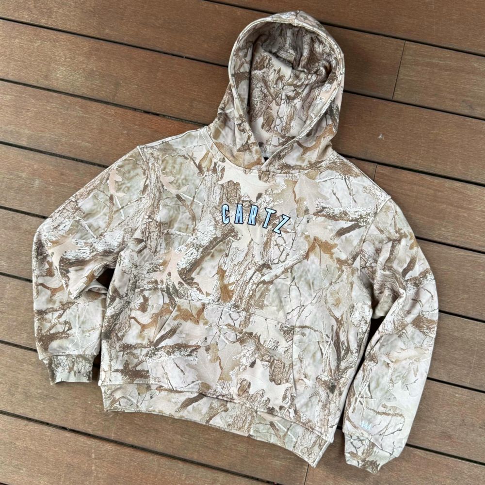 Custom Hoodie in Brushed Fleece 400GSM with Camouflage digital printing, Flat embroidery manufactured by Huaxing Apparel