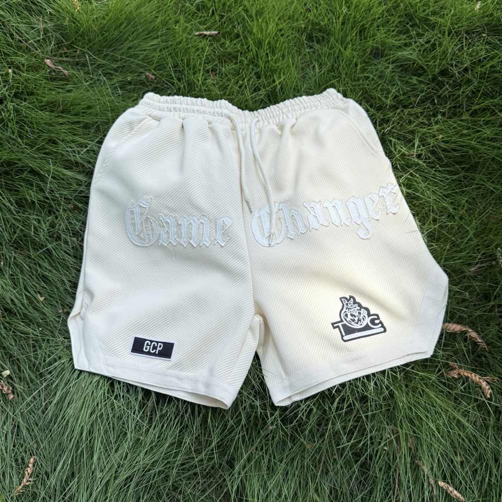 Custom Shorts in Twill 310GSM with Embroidered patch manufactured by Huaxing Apparel